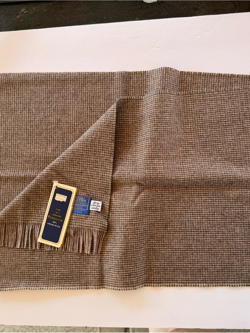 Pendleton 100% Virgin Wool Scarf Brown Houndstooth Fringe Made USA